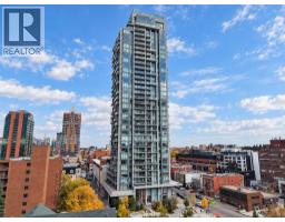 1601, 930 16 Avenue SW - photo 1