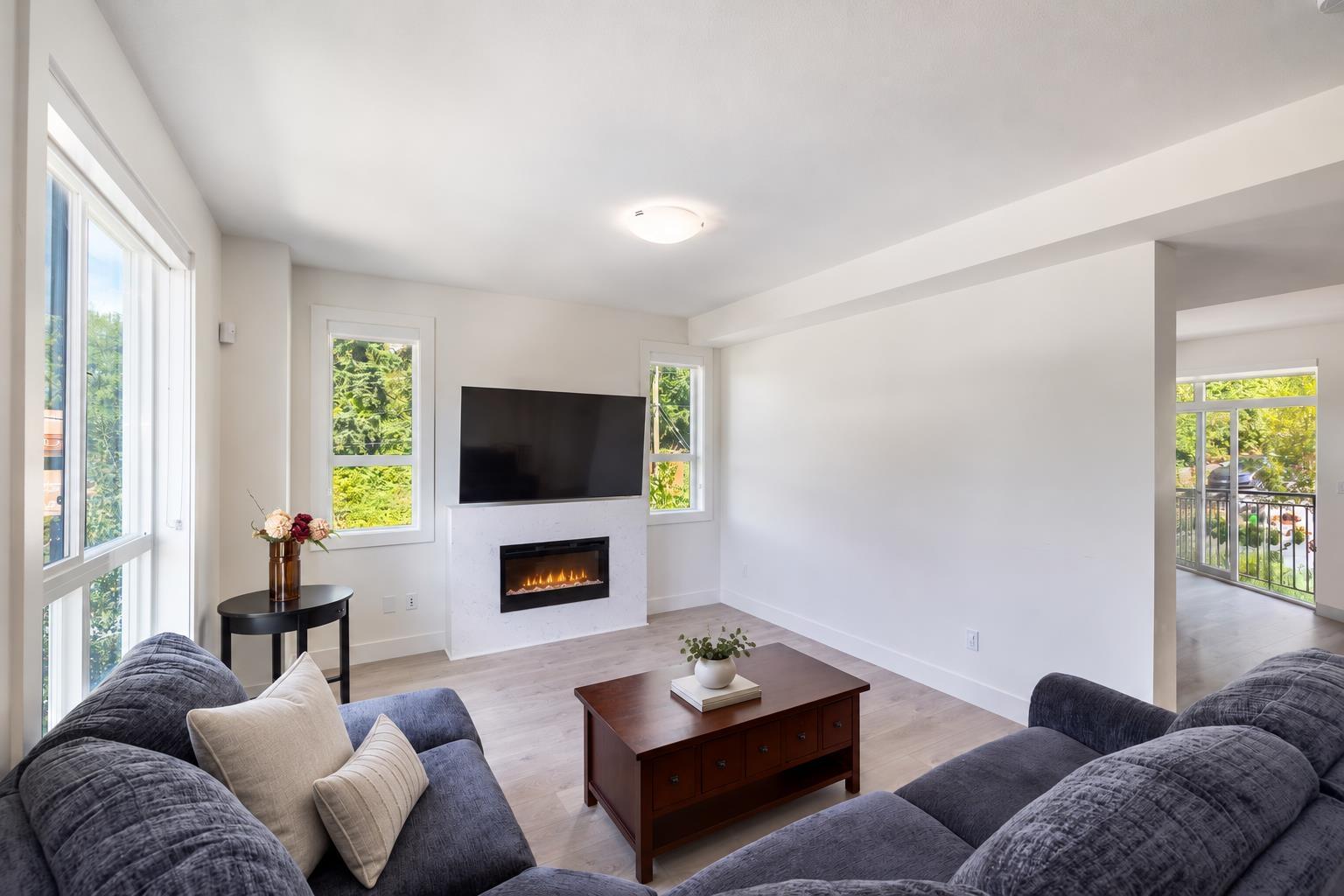 Photo of 28 16561 17A AVENUE 6