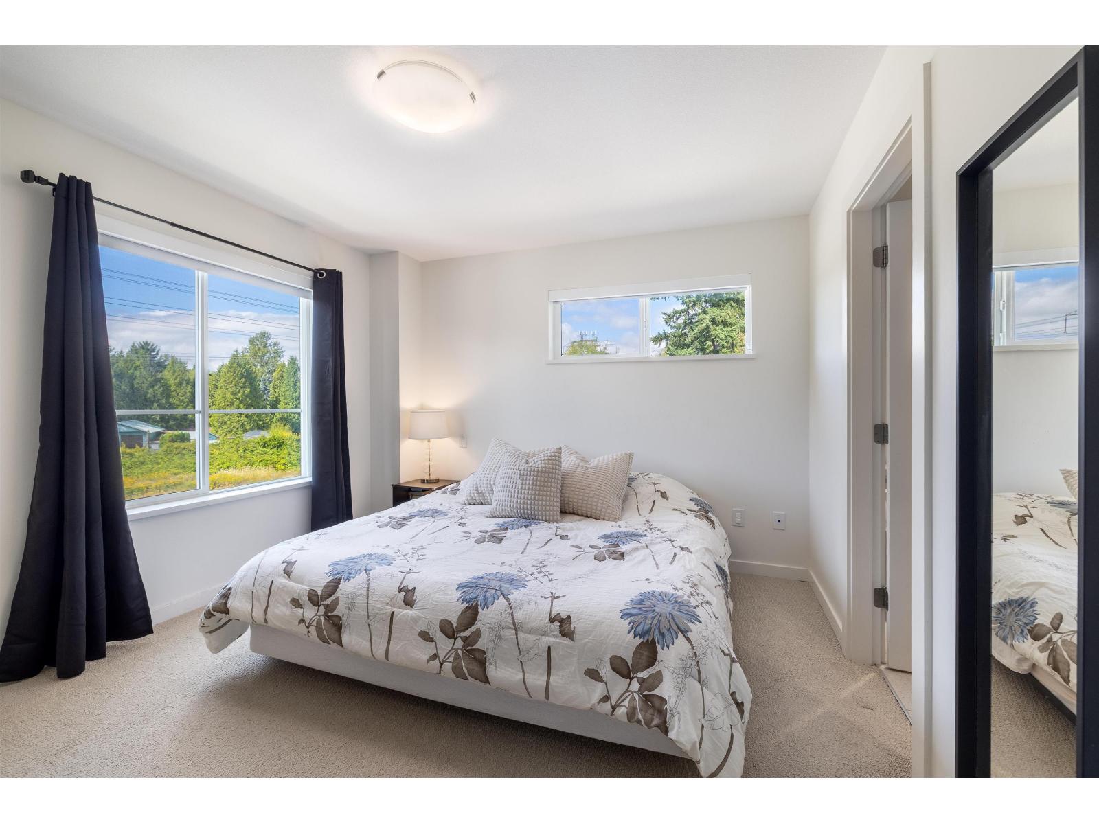 Photo of 28 16561 17A AVENUE 9