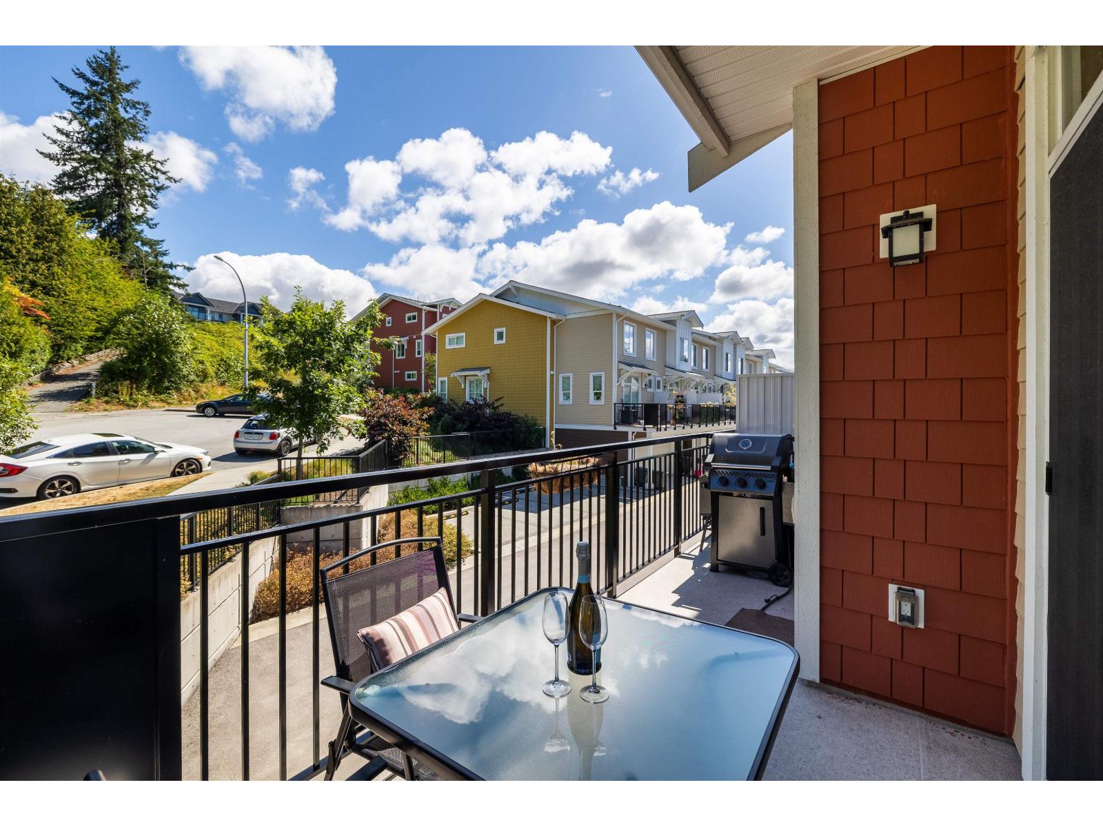 Photo of 28 16561 17A AVENUE 21