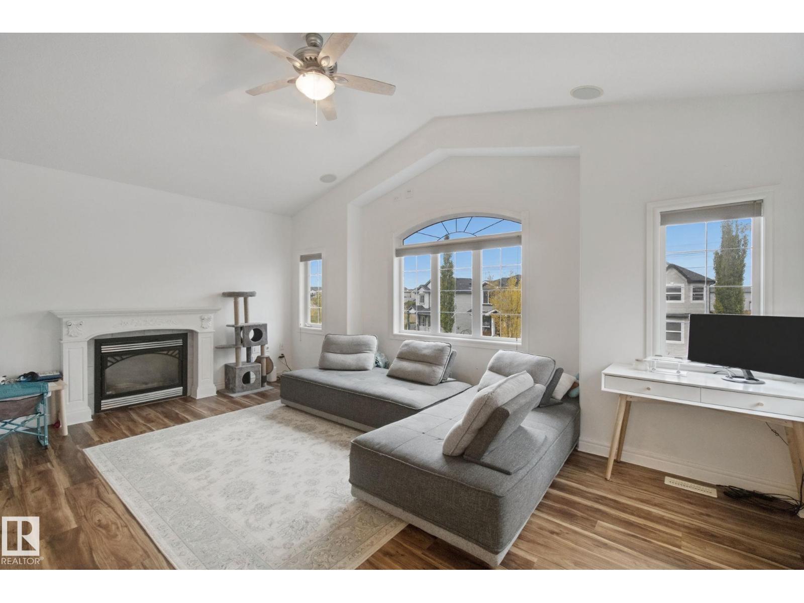4113 158 AV NW - 21