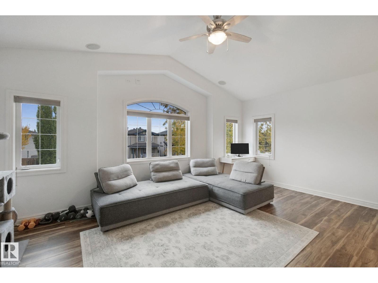 4113 158 AV NW - 23