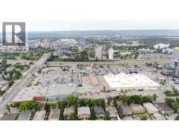 4pc Bathroom - 2836 Brentwood Boulevard Nw, Calgary, AB T2L1J5 Photo 11