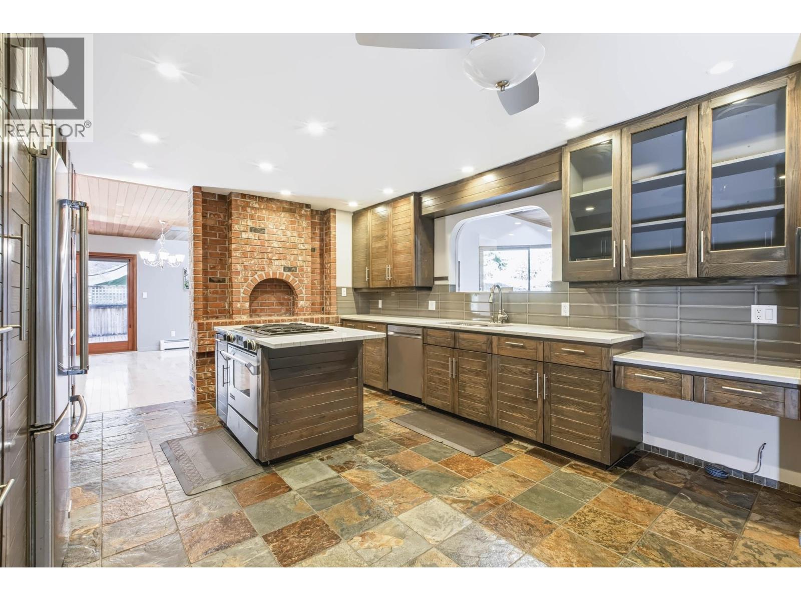 60 WALTON WAY, Port Moody - Image 1