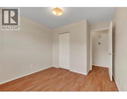 Living room - 3400 Wilson Street Unit# 137, Penticton, BC V2A8H9 Photo 9
