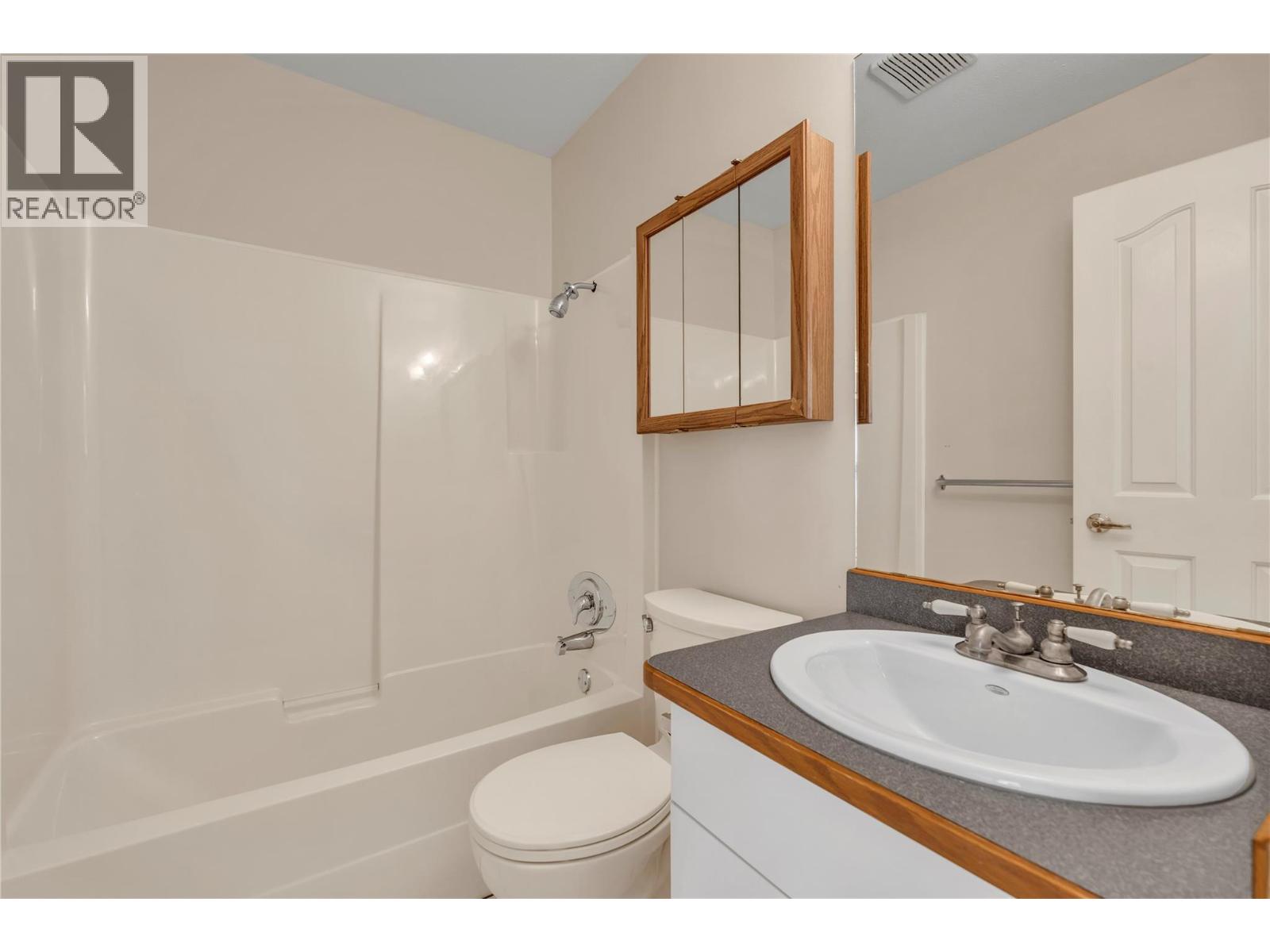 #137 3400 Wilson Street - 7