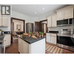 Kitchen - 245 Lowther Street S, Cambridge, ON N3H1Y6 Photo 10