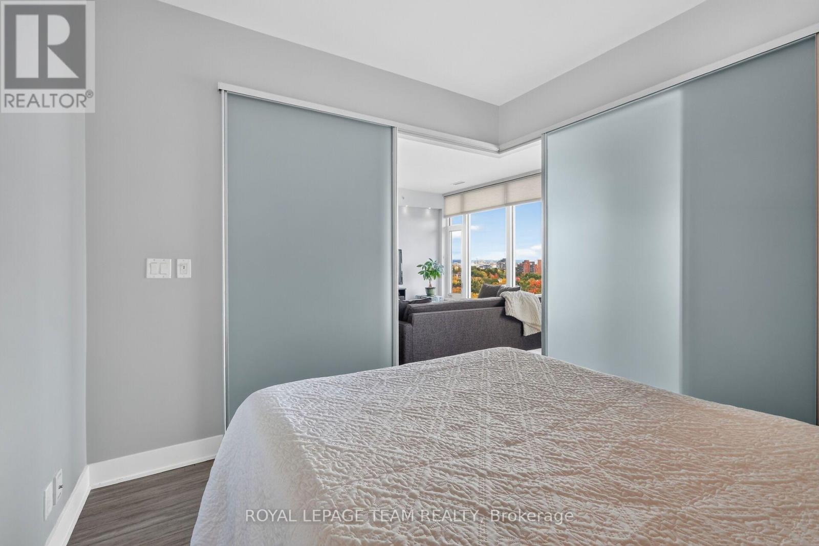 118 Holmwood Avenue — photo 28