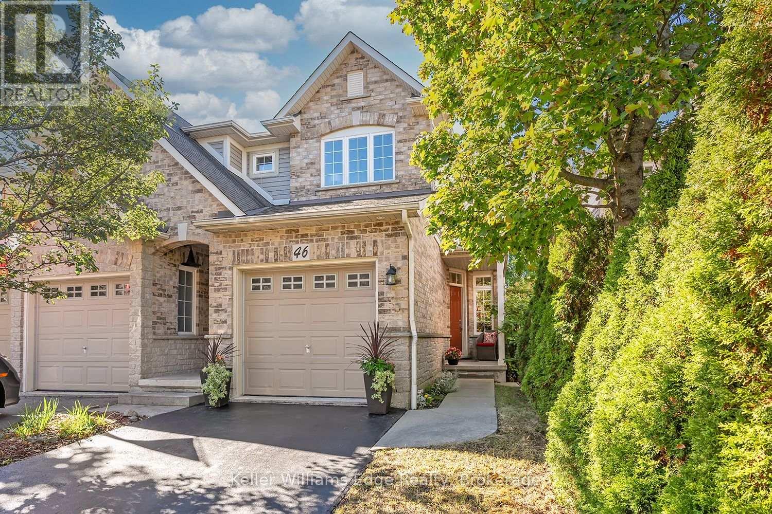 46 SUNNYCROFT COURT W, Hamilton (Waterdown)