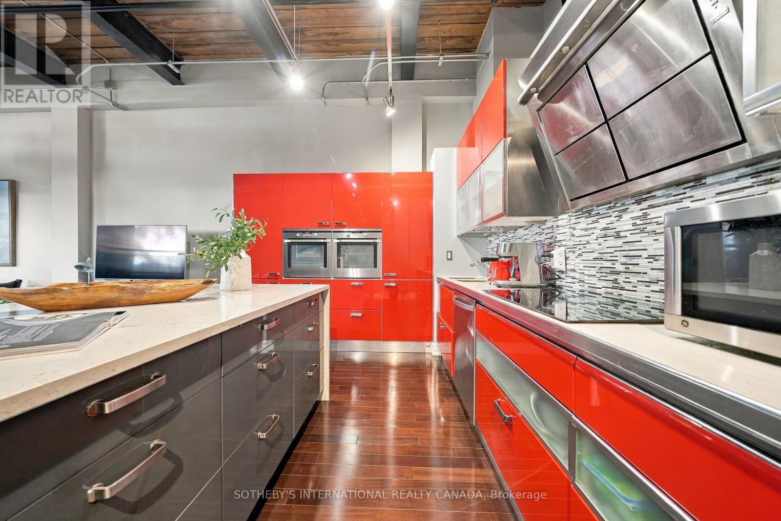 #103 43 HANNA AVENUE - 6
