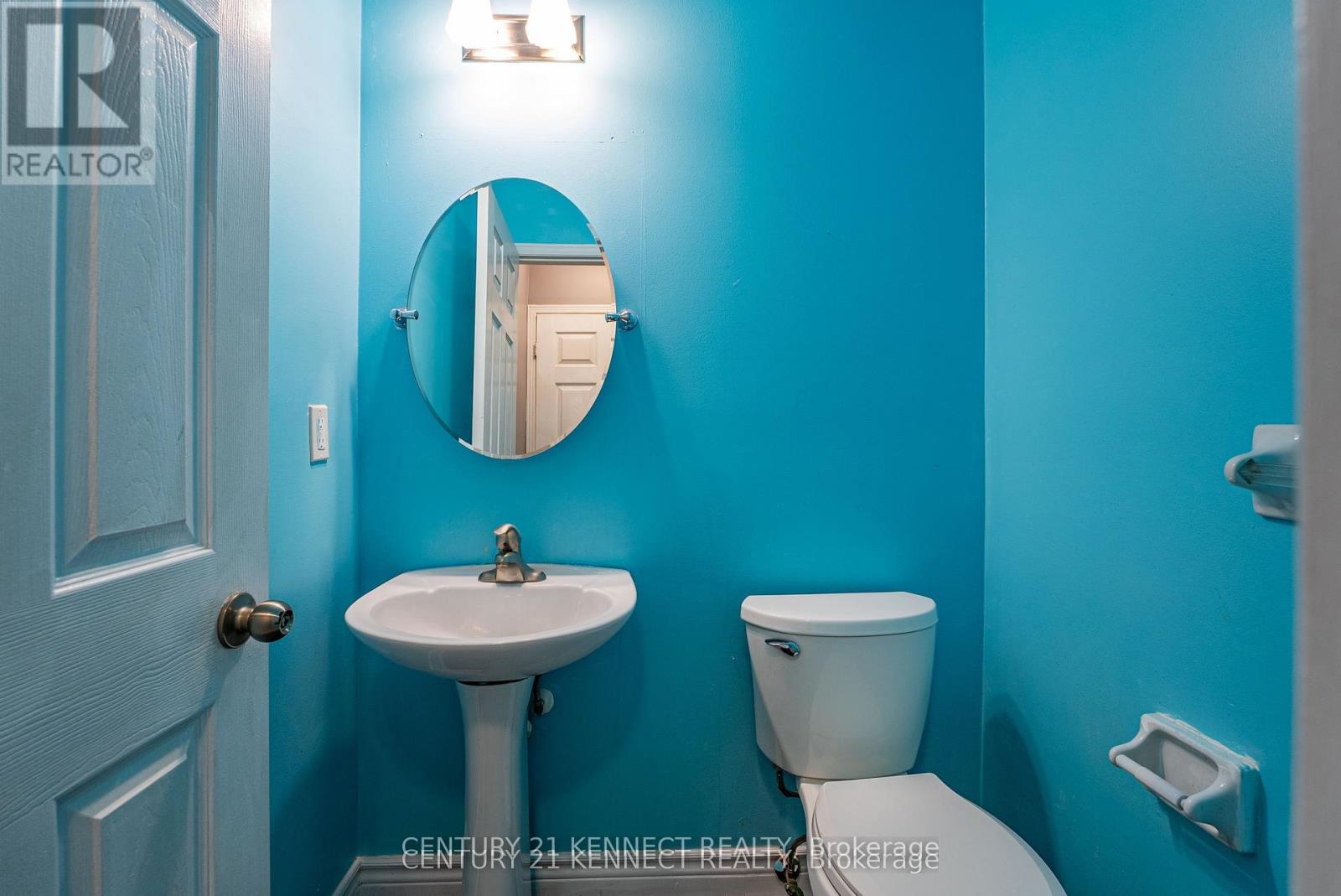 5 KNOTTY PINE DRIVE, Whitby (Williamsburg) — photo 9