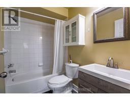 5 Knotty Pine Drive, Whitby, ON L1R2J6 Photo 14