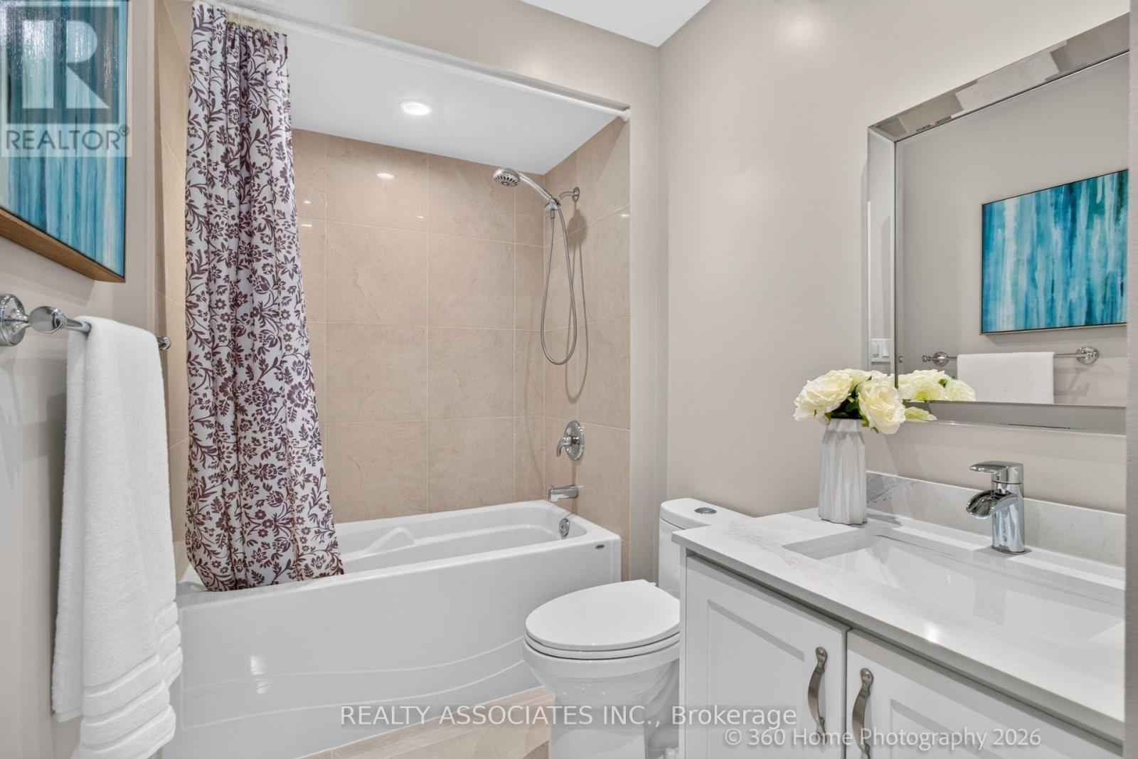 128 Coalbrook Court, Vaughan, ON photo 14