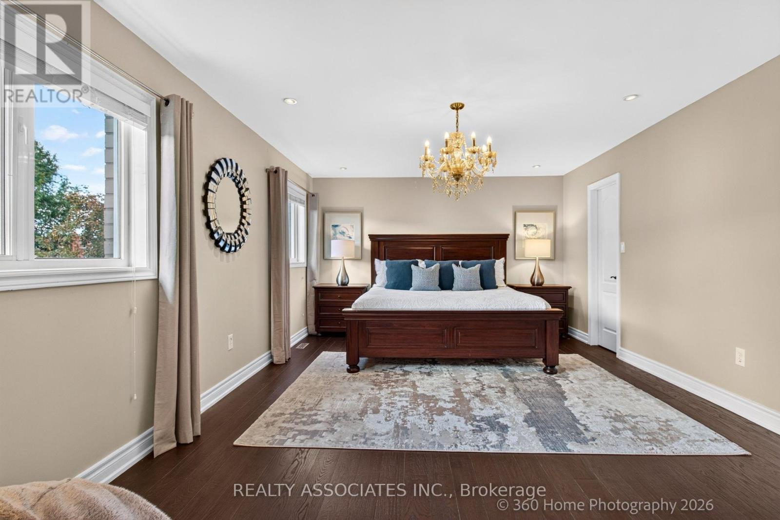 128 Coalbrook Court, Vaughan, ON photo 16