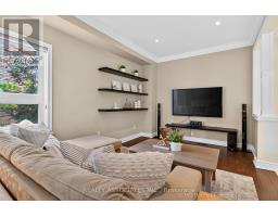 Eating area - 128 Coalbrook Court, Vaughan, ON L4L9B6 Photo 6