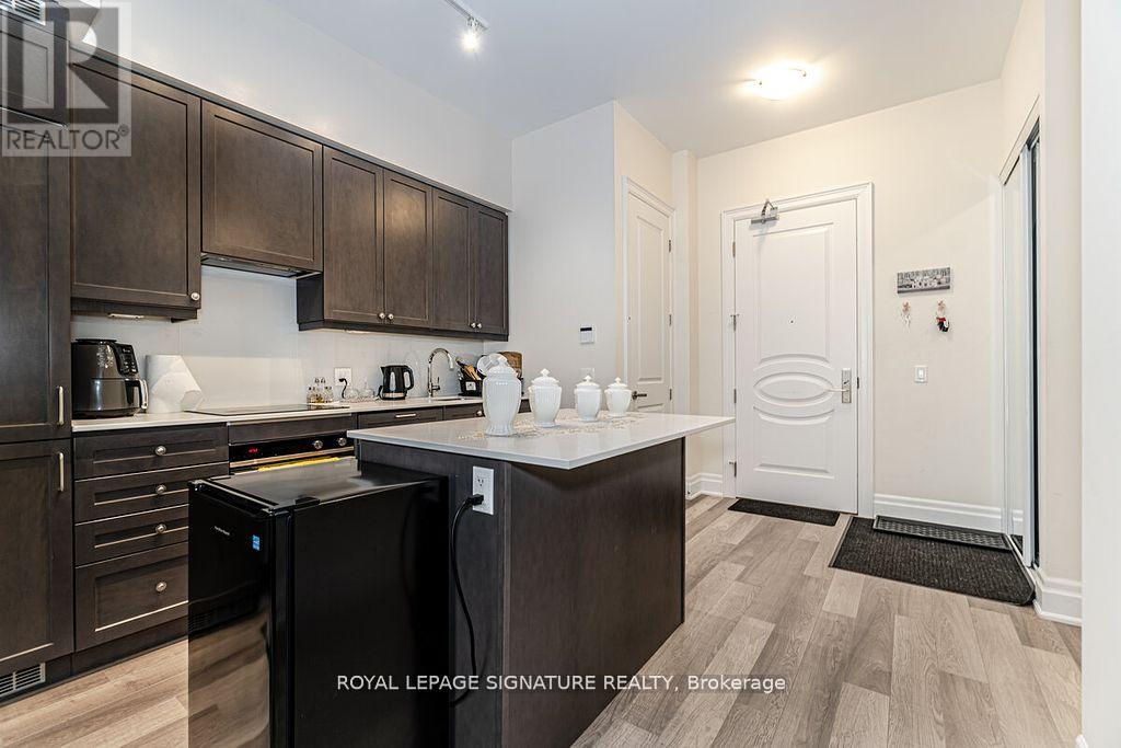 9085 Jane Street — photo 13