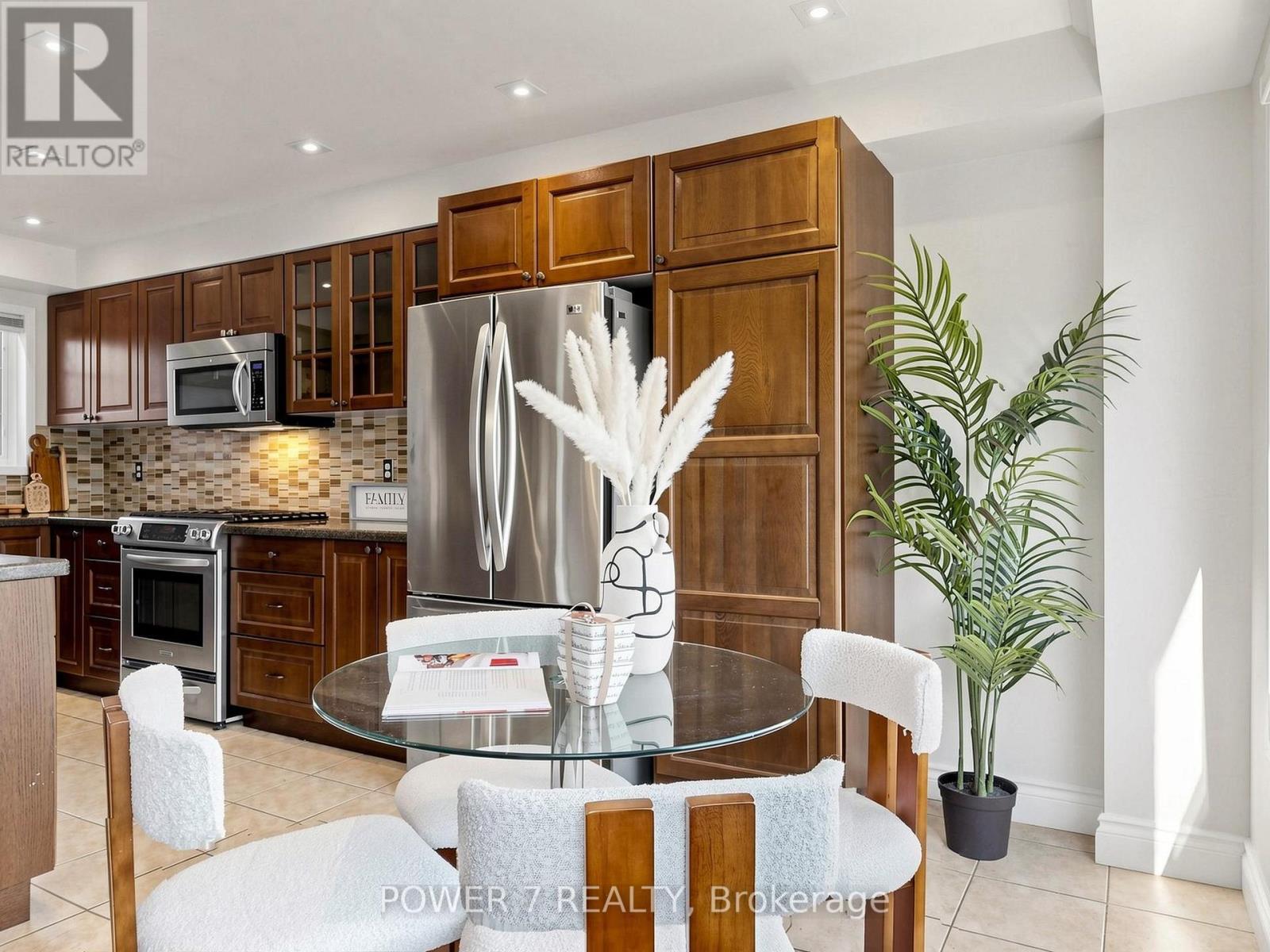 61 MILLCLIFF CIRCLE - 19