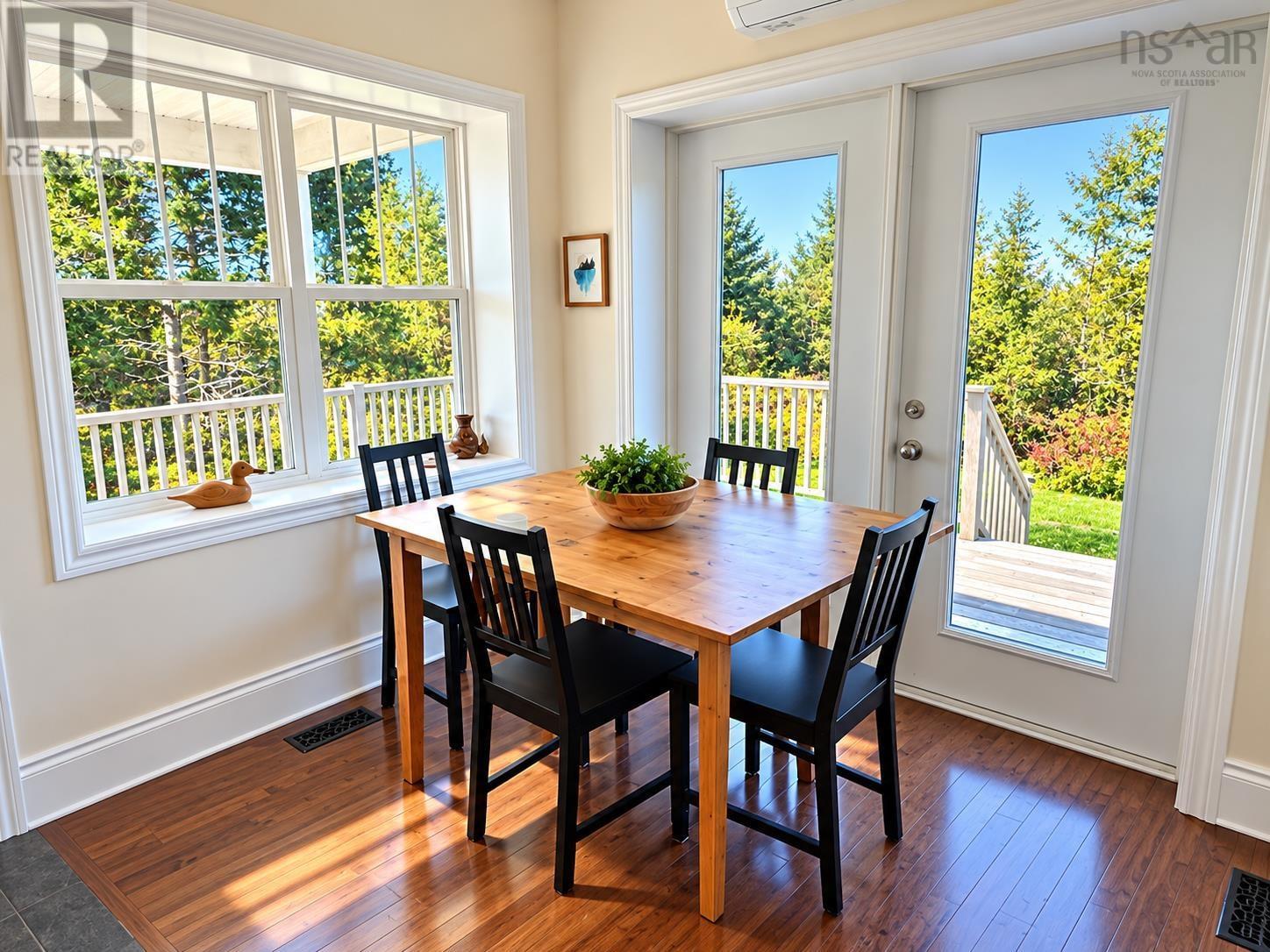 Property 7 of 23 of 44 Eagle Head Wharf Road