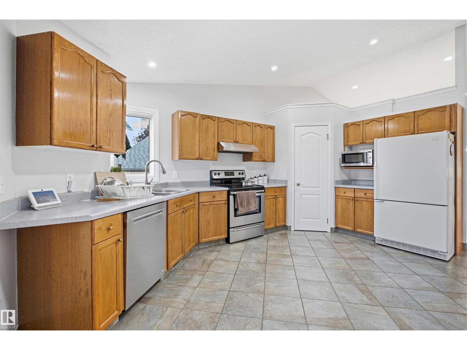 1737 KENSIT PL NW - 13