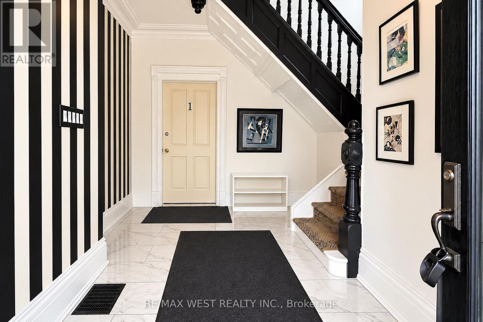 4 - 117 ROSEMOUNT AVENUE, Toronto (Weston) — photo 3