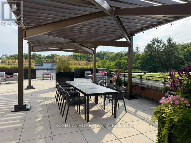 1575 Lakeshore Road West — photo 23