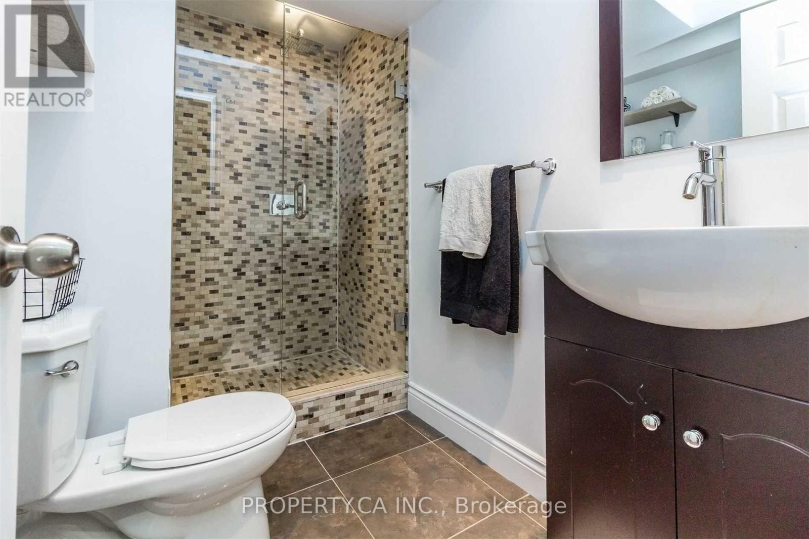 4153 Wheelwright Crescent — photo 16