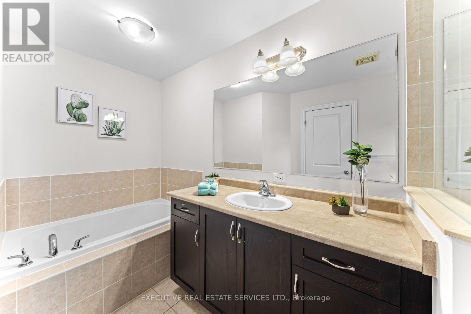 52 Bernadino Street, Brampton, ON photo 27