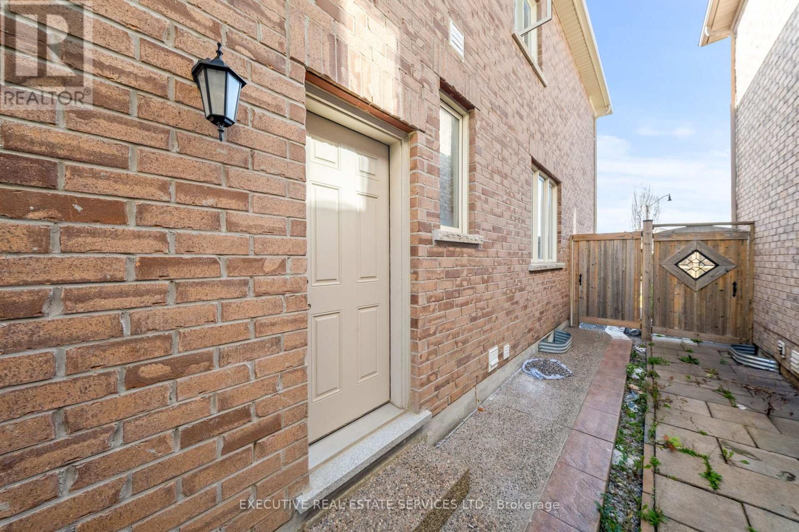 52 Bernadino Street, Brampton, ON photo 42