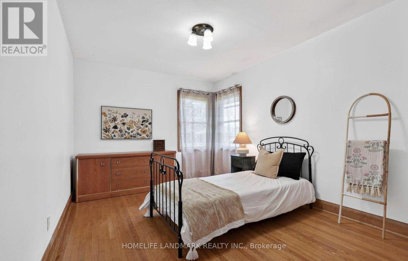 1215 Princess Street — photo 24