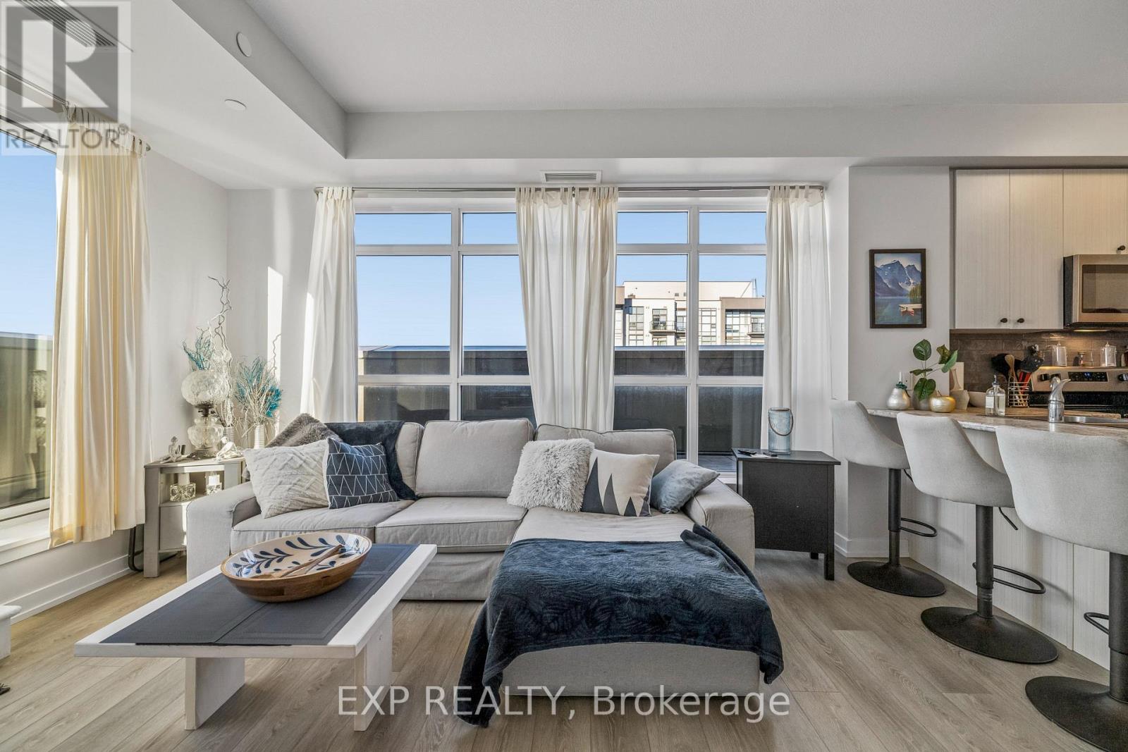 #1005 450 DUNDAS STREET E - 21