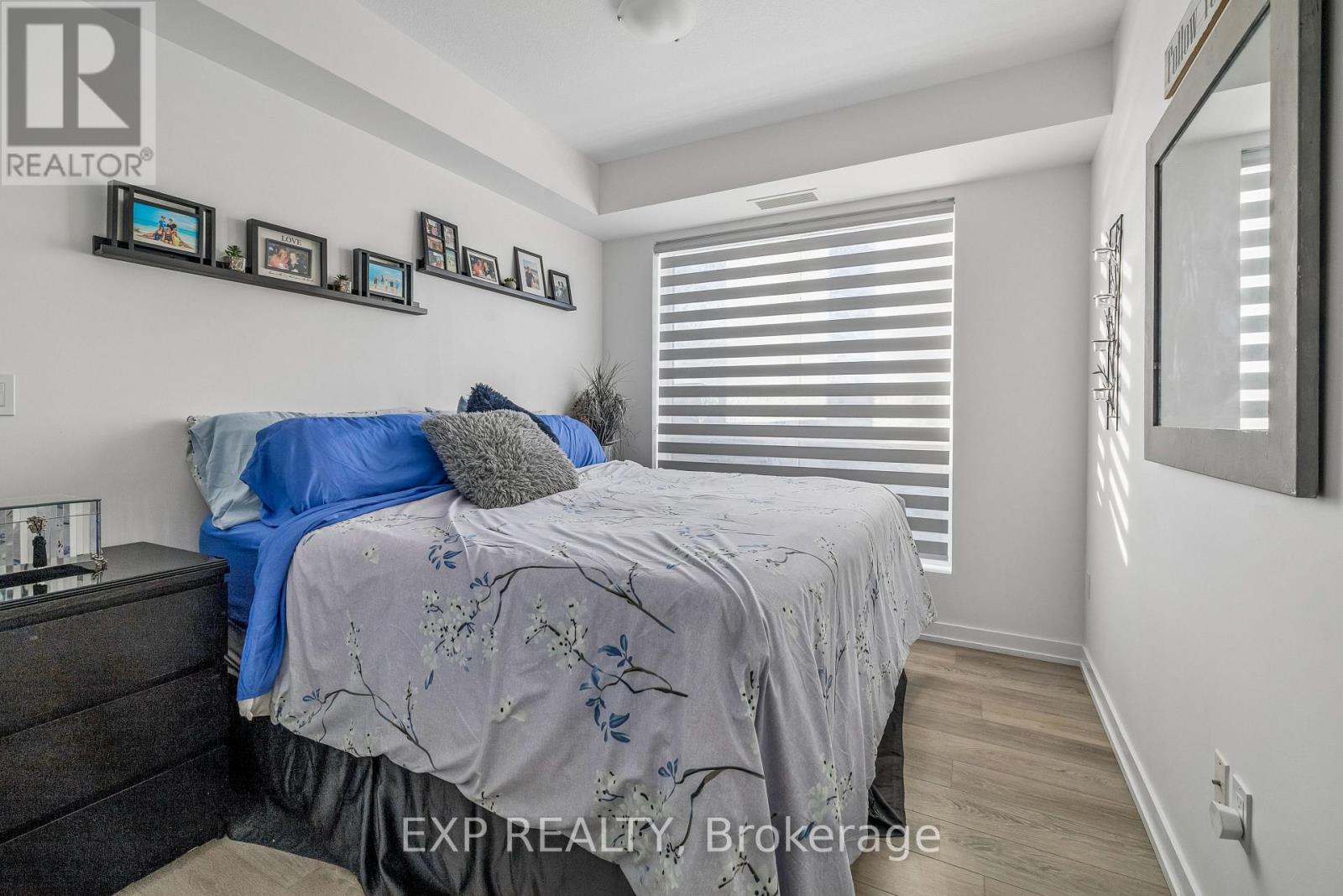 #1005 450 DUNDAS STREET E - 36
