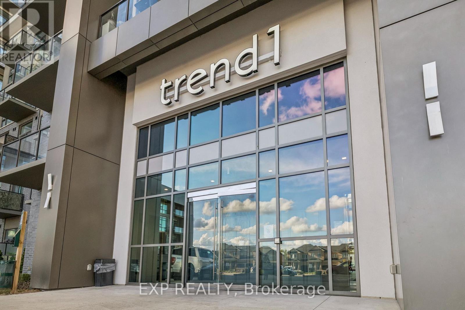 #1005 450 DUNDAS STREET E - 9