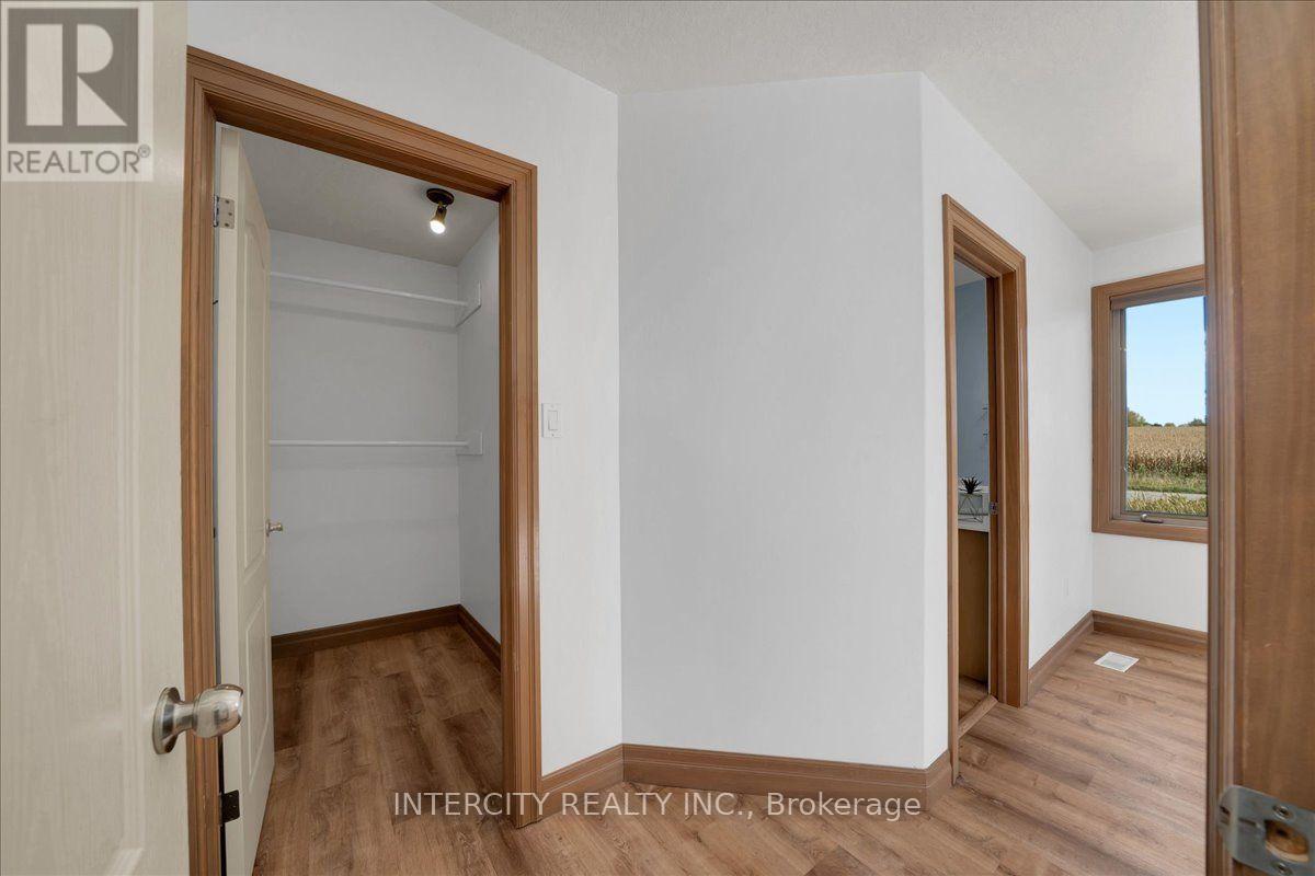 3 TORRANCE LANE - 19