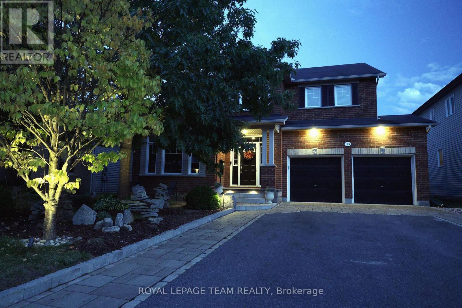 127 COYOTE CRESCENT - 7