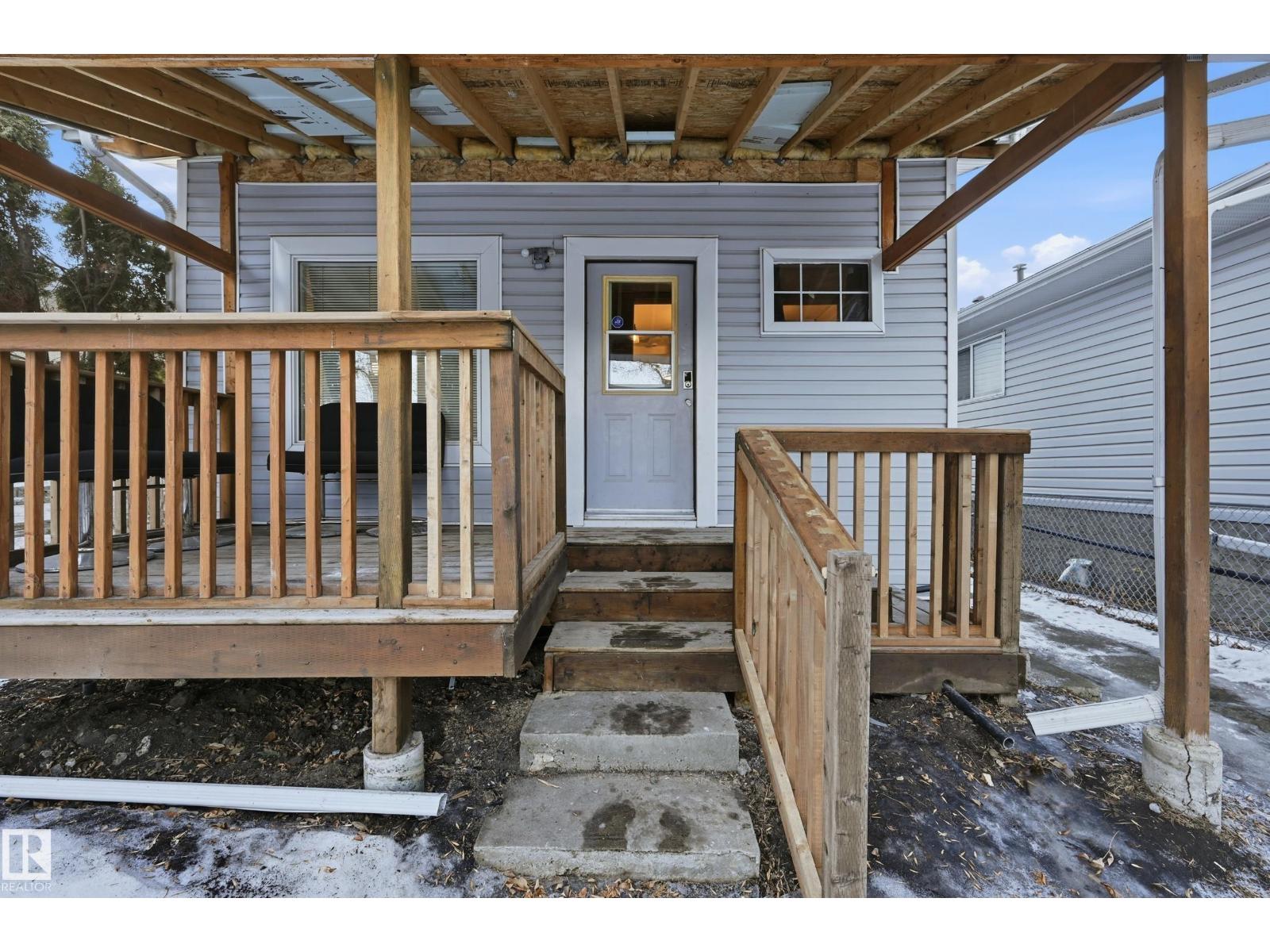 10656 93 ST NW - 44