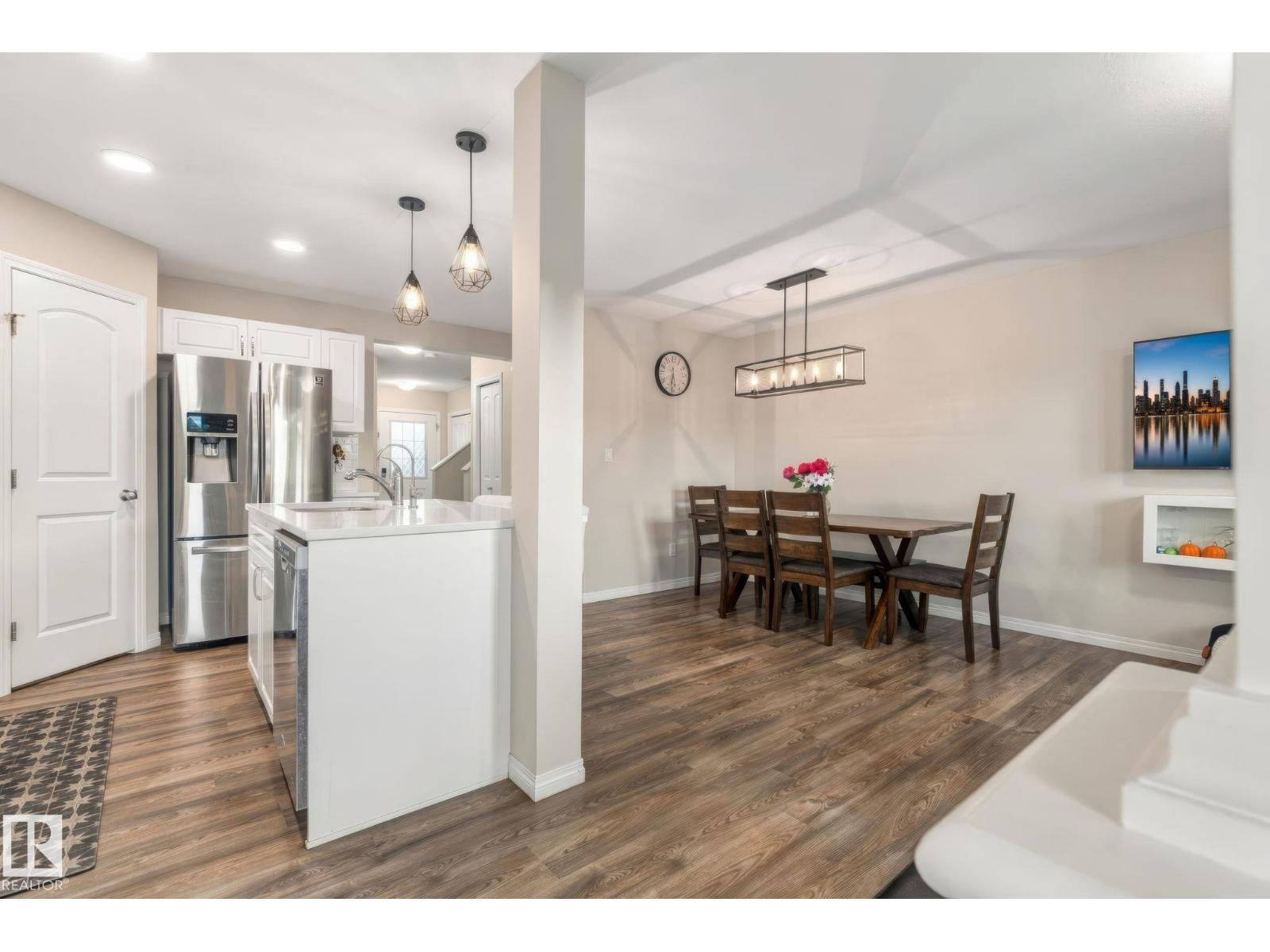 2214 54 ST SW - 22