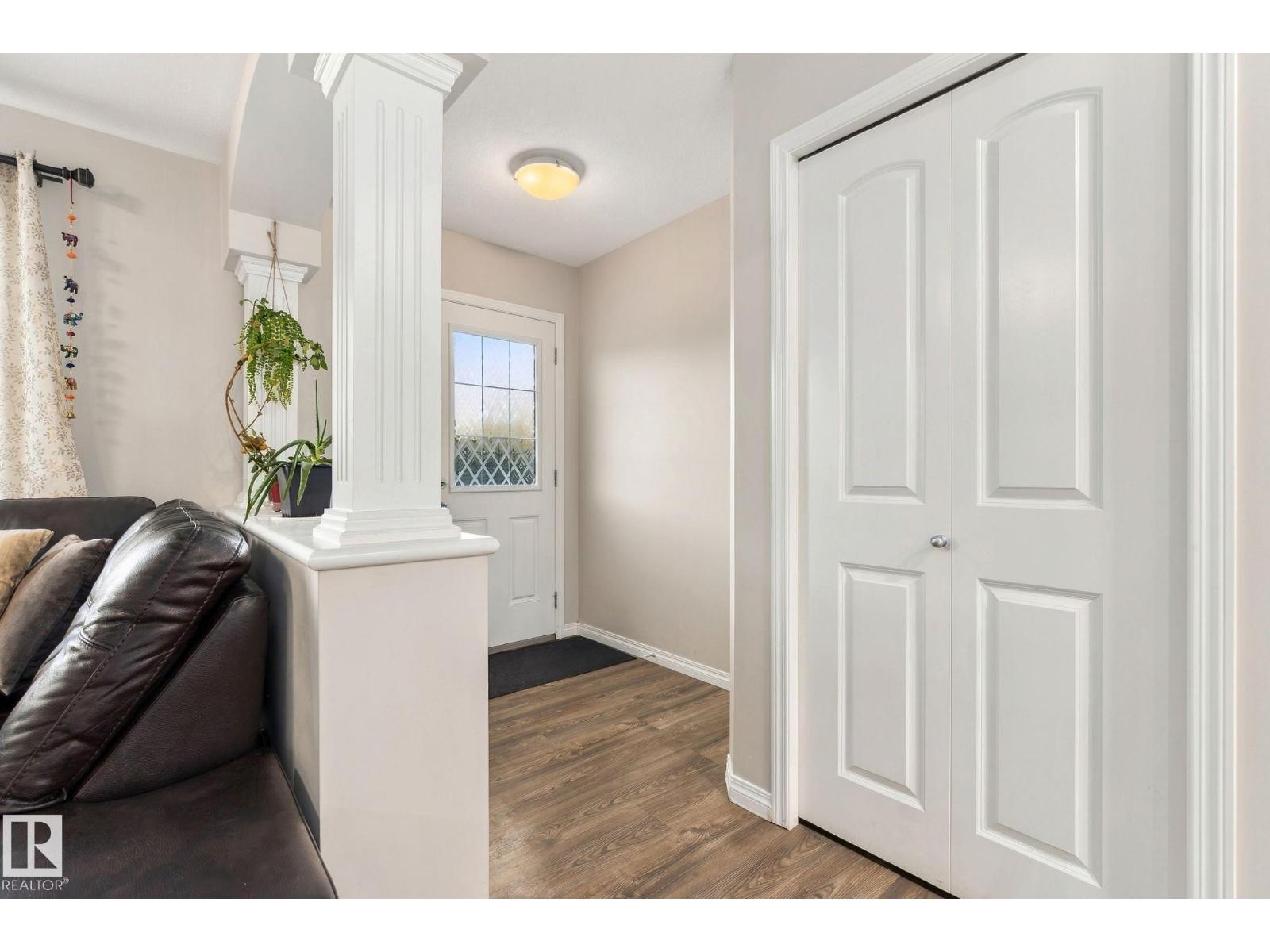 2214 54 ST SW - 23