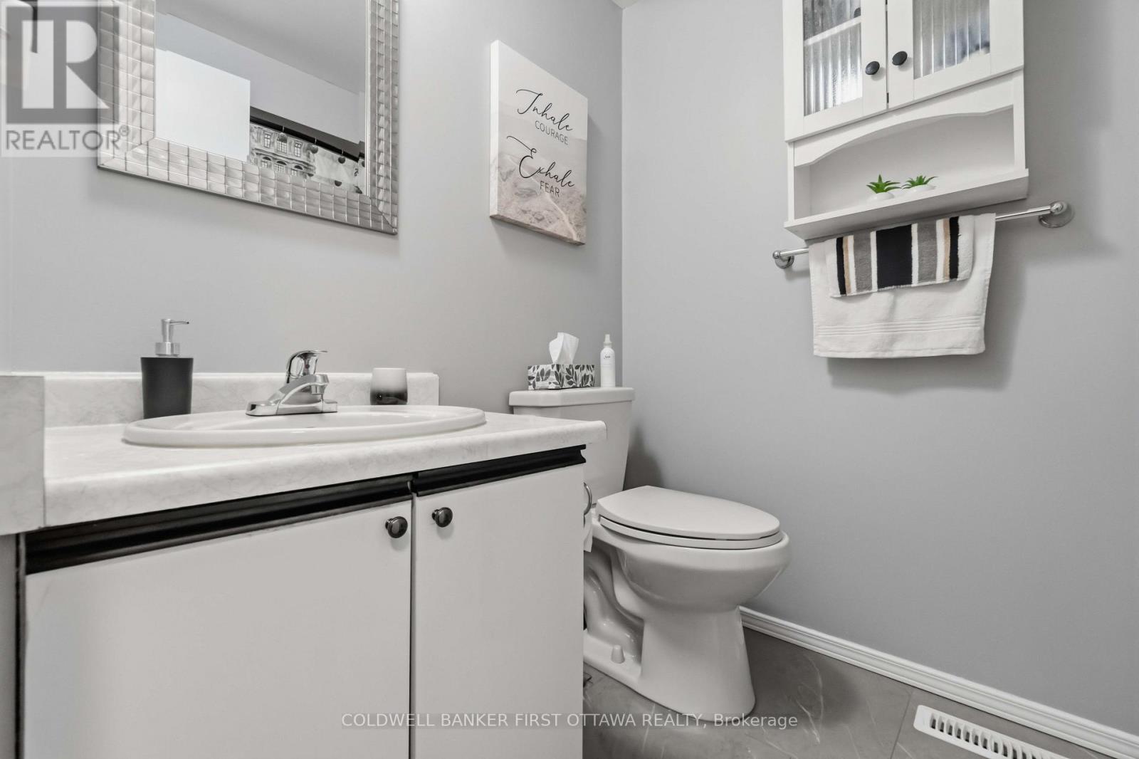 593 Canotia Place — photo 24