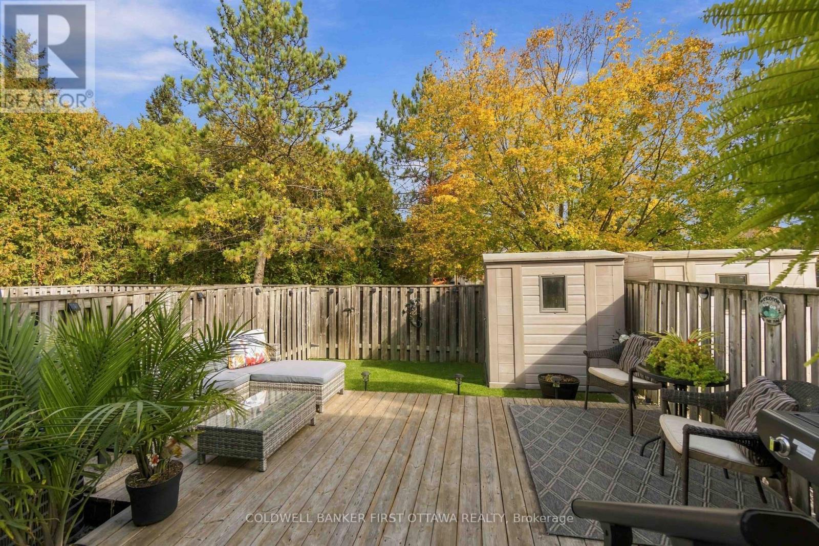 593 Canotia Place — photo 34