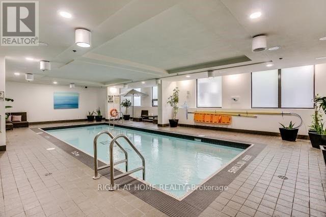 #1606 35 HAYDEN STREET - 34
