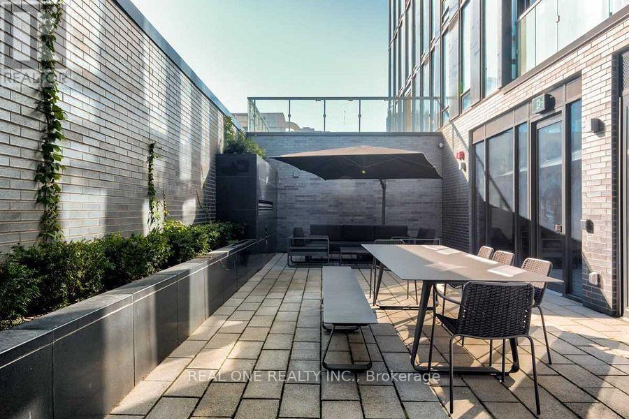28 Wellesley Street East — photo 27