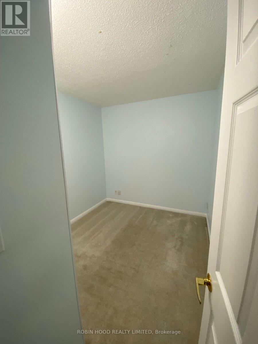 1805 - 11 LEE CENTRE DRIVE, Toronto (Bendale) — photo 3