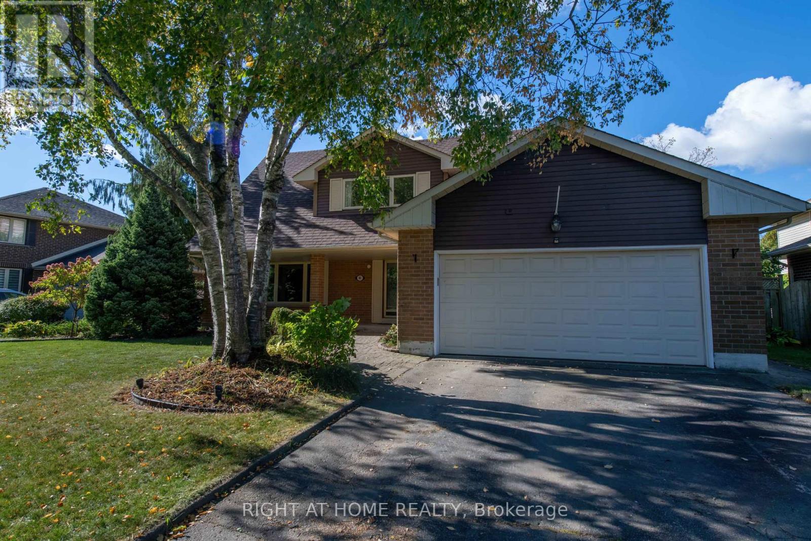 83 ANSTEAD CRESCENT, Ajax (South West)