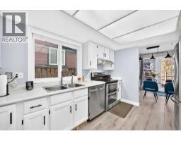 52 Cedargrove Road SW - photo 3