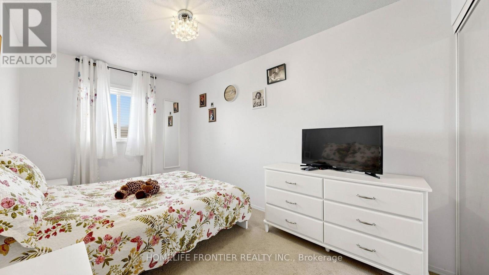 544 Jack Giles Circle, Newmarket, ON photo 27