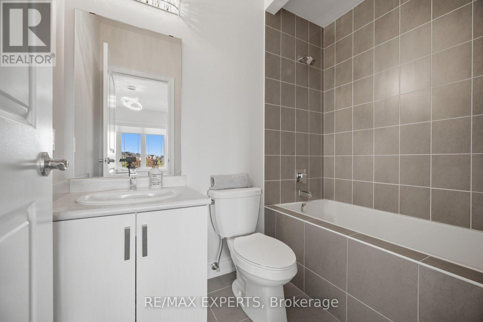 91 Woodgate Pines Drive, Vaughan, ON photo 36