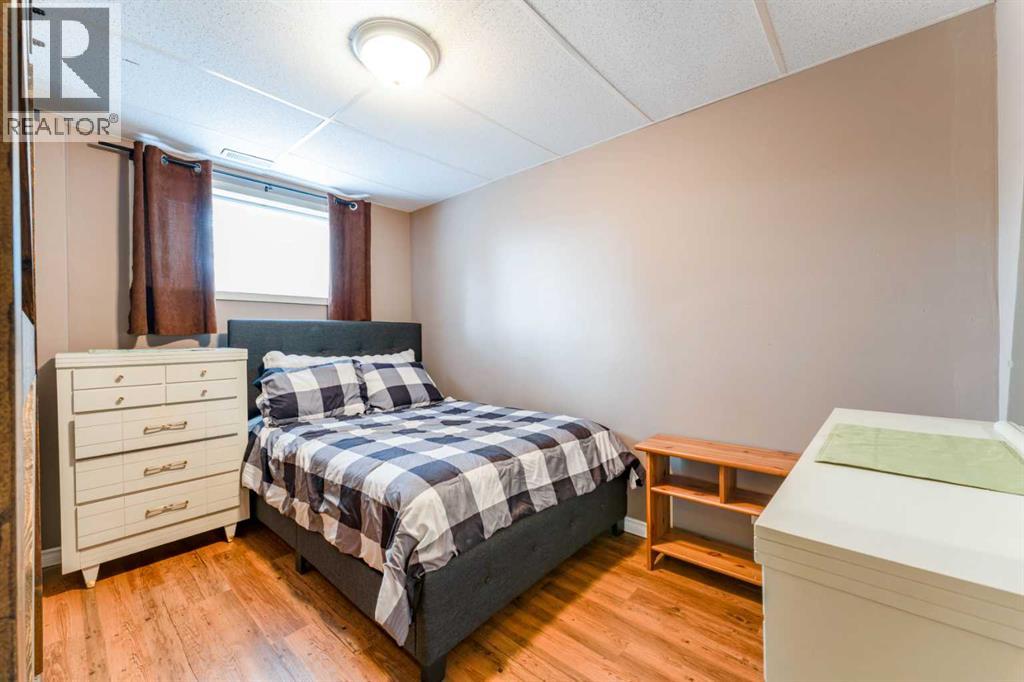 680 Wallace Drive - Image 25