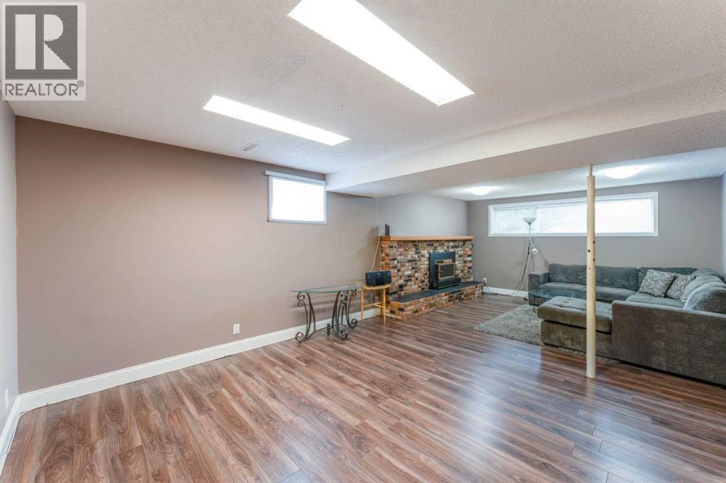 680 Wallace Drive - Image 30