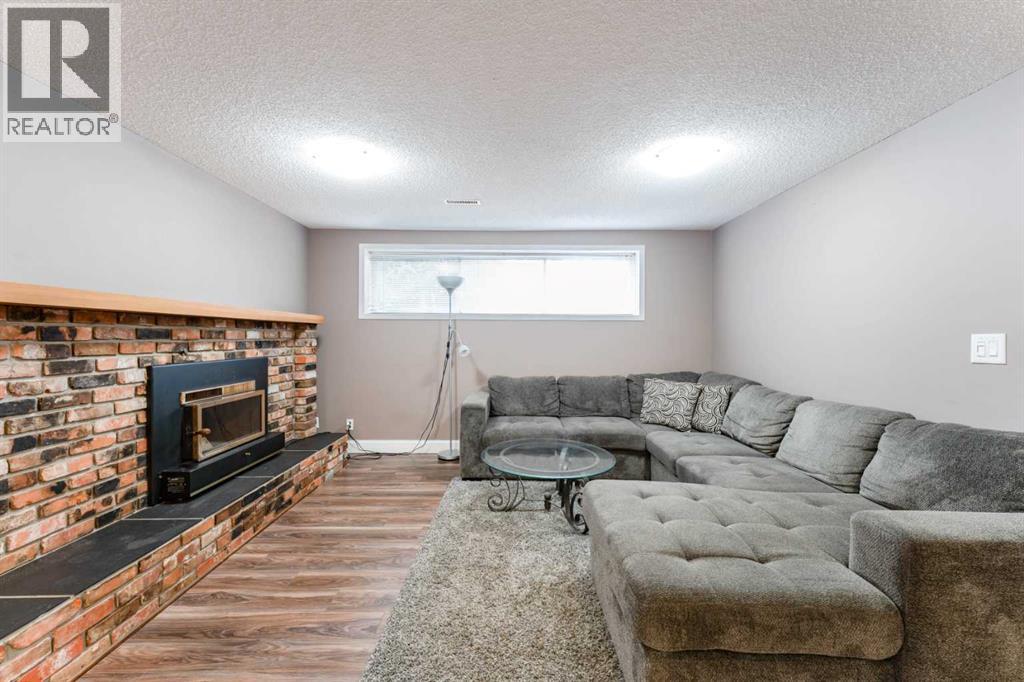 680 Wallace Drive - Image 31