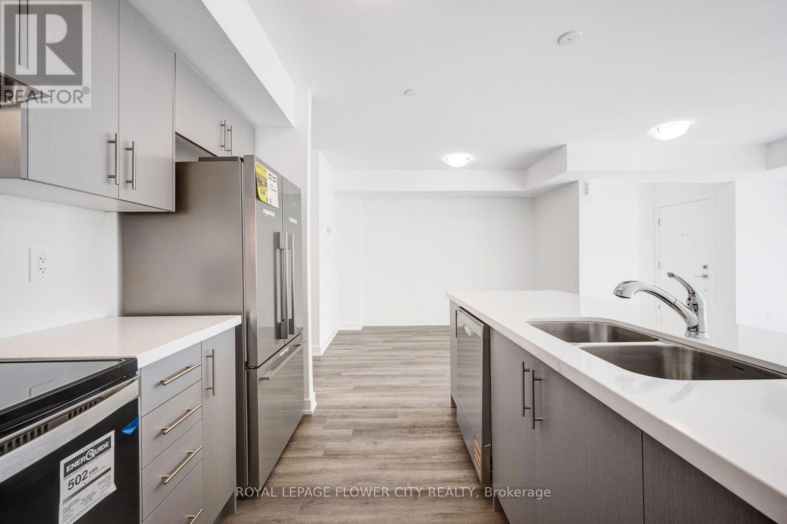 65 Romilly Avenue — photo 20